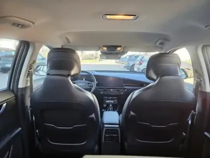 Photo 9 Kia Niro  1.6 GDi 129ch HEV Active DCT6