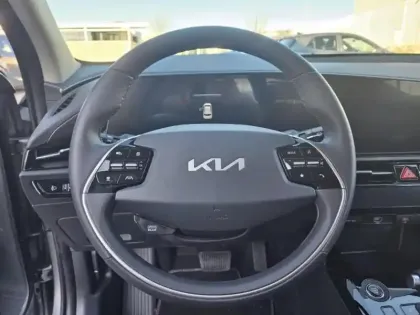 Photo 13 Kia Niro  1.6 GDi 129ch HEV Active DCT6