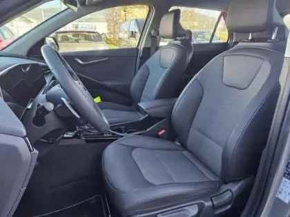 Photo 12 Kia Niro  1.6 GDi 129ch HEV Active DCT6