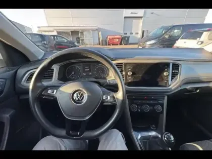 Photo 8 Volkswagen T-roc  1.0 TSI 110ch Life