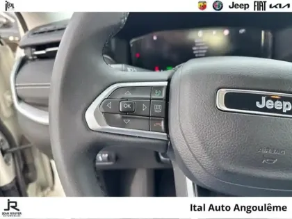 Photo 13 Jeep Compass  1.5 Turbo T4 130ch MHEV Altitude 4x2 BVR7