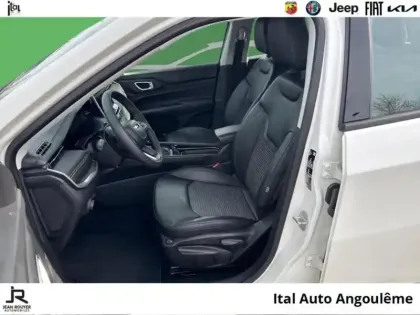 Photo 8 Jeep Compass  1.5 Turbo T4 130ch MHEV Altitude 4x2 BVR7