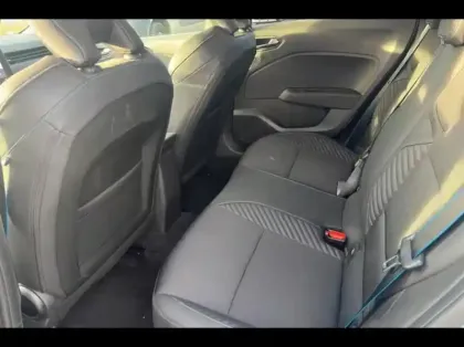 Photo 10 Renault Clio  1.6 E-Tech 145ch full hybrid esprit Alpine - 24