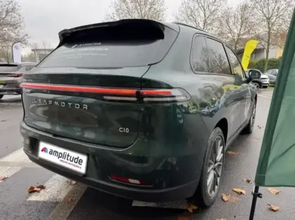 Photo 6 Leapmotor C10  REEV 215ch 28,4 kWh Design MY25