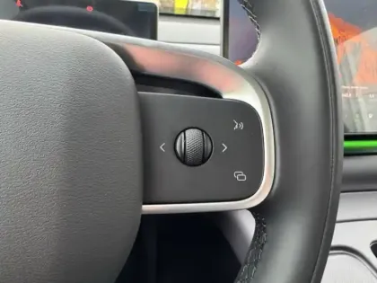 Photo 13 Leapmotor C10  REEV 215ch 28,4 kWh Design MY25