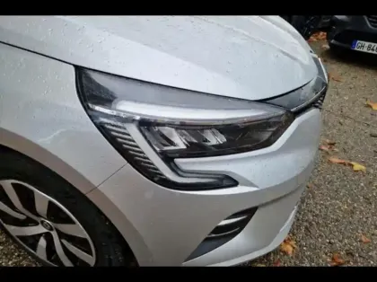 Photo 14 Renault Clio  1.5 Blue dCi 100ch Evolution