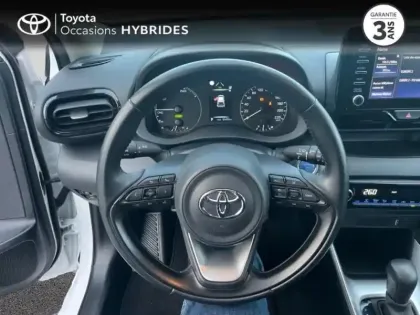 Photo 12 Toyota Yaris  116h Dynamic 5p MC24