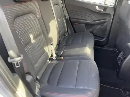 Photo 11 Ford Kuga  2.5 Duratec 190ch FHEV E85 ST-Line BVA