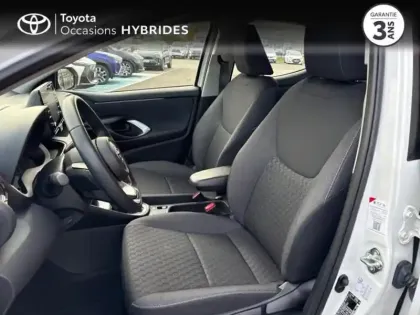 Photo 10 Toyota Yaris  116h Dynamic 5p MY22