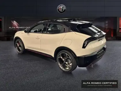 Photo 5 Alfa Romeo Junior  Elettrica 280ch Veloce