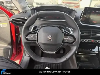 Photo 8 Peugeot 208  1.2 PureTech 100ch S&S Allure  Pack