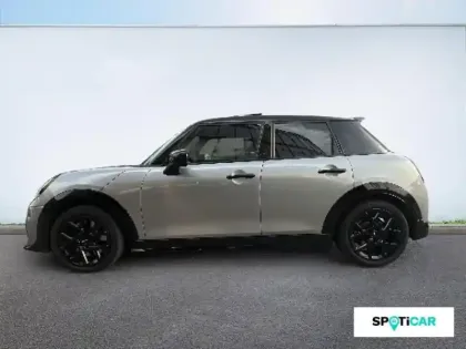 Photo 22 Mini Cooper  5 Portes S 204ch JCW DKG7