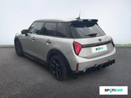 Photo 6 Mini Cooper  5 Portes S 204ch JCW DKG7