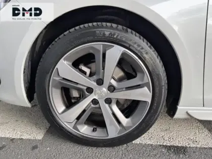 Photo 12 Peugeot 308  1.5 BlueHDi 130ch S&S GT EAT8