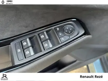 Photo 7 Renault Espace  1.2 E-Tech full hybrid 200ch esprit Alpine 7 places - 25