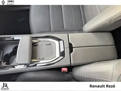 Photo 11 Renault Espace  1.2 E-Tech full hybrid 200ch esprit Alpine 7 places - 25