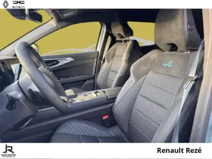Photo 12 Renault Espace  1.2 E-Tech full hybrid 200ch esprit Alpine 7 places - 25
