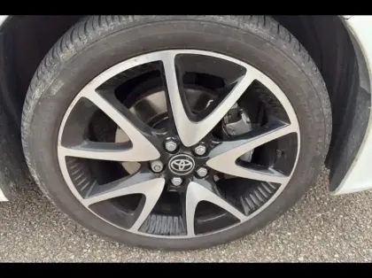 Photo 13 Toyota Yaris  116h Collection 5p MY22