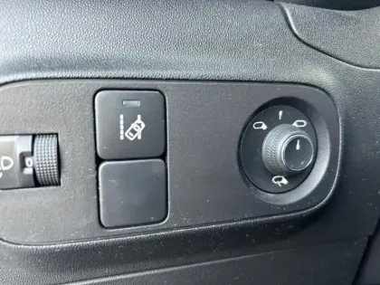 Photo 13 Citroën C3  PureTech 82ch Feel S&S E6.d