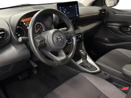 Photo 14 Toyota Yaris  116h Dynamic 5p MY22