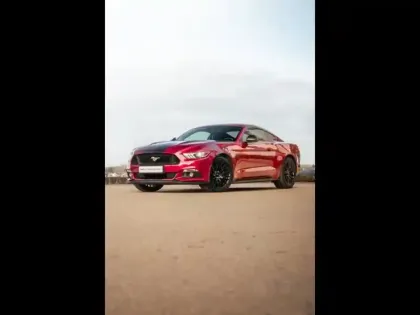 Photo 8 Ford Mustang Gén. VI Ph1 V8 GT 2