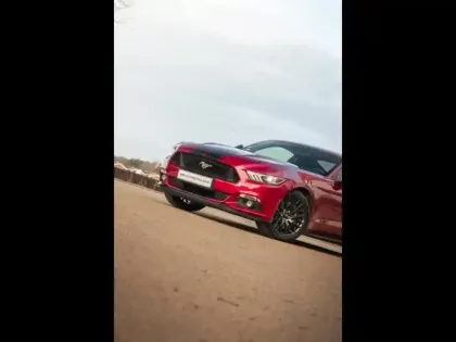 Photo 9 Ford Mustang Gén. VI Ph1 V8 GT 2