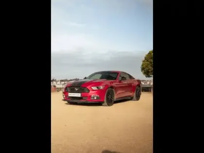 Photo 12 Ford Mustang Gén. VI Ph1 V8 GT 2