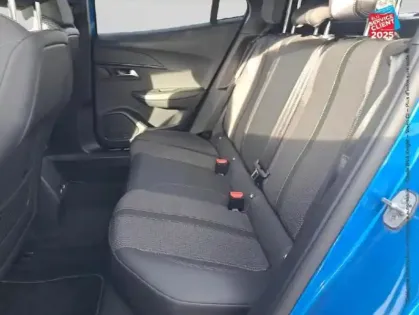 Photo 10 Peugeot 2008  e- 136ch GT