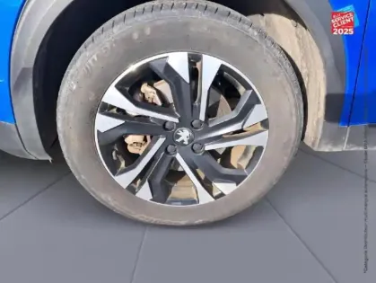 Photo 9 Peugeot 2008  e- 136ch GT