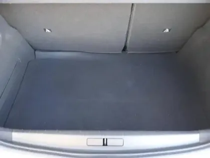 Photo 5 Peugeot 208  e- 136ch Allure Pack