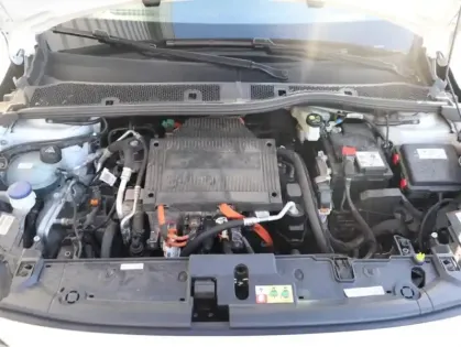 Photo 11 Peugeot 208  e- 136ch Allure Pack