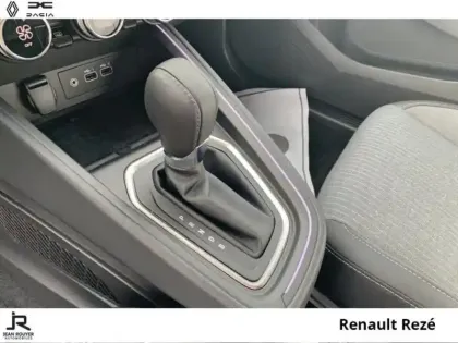 Photo 5 Renault Clio  1.6 E-Tech 145ch full hybrid Techno - 25b