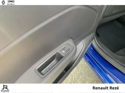 Photo 13 Renault Clio  1.6 E-Tech 145ch full hybrid Techno - 25b