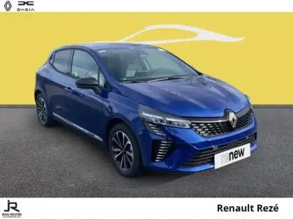 Photo 1 Renault Clio  1.6 E-Tech 145ch full hybrid Techno - 25b