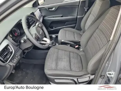 Photo 10 Kia Stonic  1.0 T-GDi 120ch MHEV Active iBVM6
