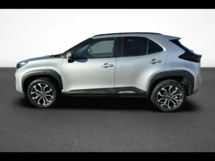 Photo 2 Toyota Yaris  Cross 130h Design PackCargo AWD-i MC24