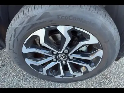 Photo 13 Toyota Yaris  Cross 130h Design PackCargo AWD-i MC24