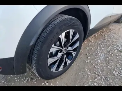 Photo 12 Renault Captur  1.6 E-Tech hybride 145ch Evolution