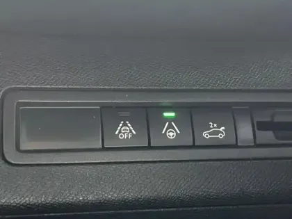 Photo 14 Peugeot 3008  1.2 PureTech 130ch S&S GT EAT8