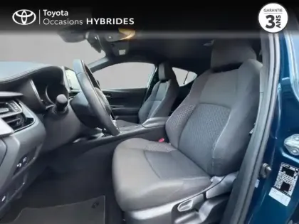 Photo 10 Toyota C-HR  1.8 Hybride 122ch Dynamic E-CVT