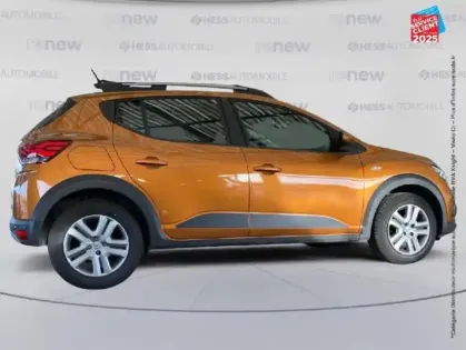 Photo 3 Dacia Sandero  1.0 TCe 90ch Stepway Confort -22 Camera