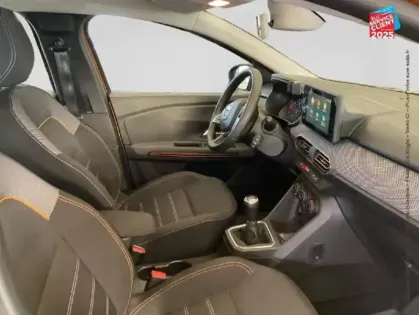 Photo 4 Dacia Sandero  1.0 TCe 90ch Stepway Confort -22 Camera