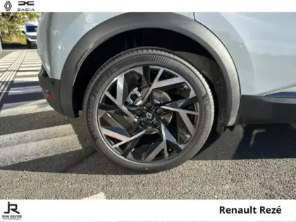 Photo 7 Renault Captur  1.8 E-Tech full hybrid 160ch esprit Alpine - 25