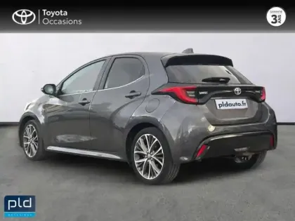 Photo 1 Toyota Yaris  116h Iconic 5p MY21