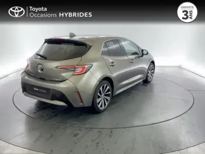 Photo 21 Toyota Corolla  122h Design MY22