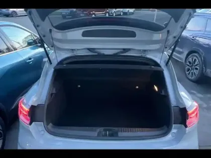 Photo 11 Renault Clio  1.6 E-Tech 145ch full hybrid esprit Alpine - 25