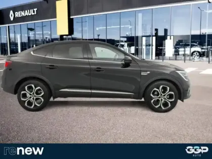 Photo 2 Renault Arkana E-Tech 145 - 21B Intens