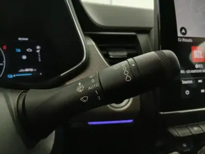 Photo 25 Renault Arkana E-Tech 145 - 21B Intens