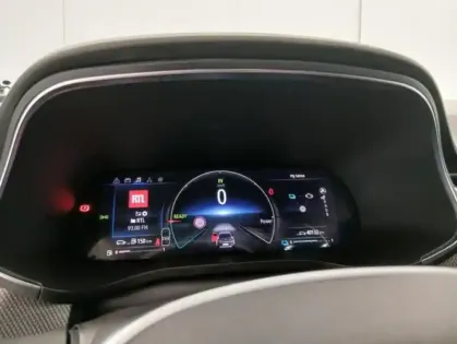 Photo 24 Renault Arkana E-Tech 145 - 21B Intens