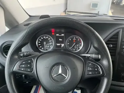 Photo 6 Mercedes Vito Fourgon Fg 114 CDI Long Select Propulsion 9G-Tronic